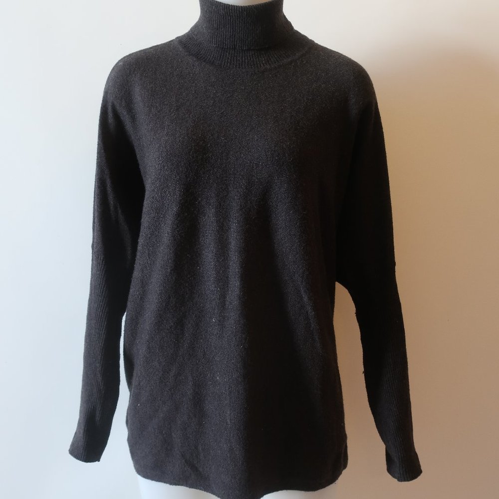 Alm Gray Turtleneck Sweater Sz M*